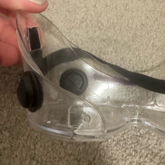 Lab Goggles - Picture 6 of 7